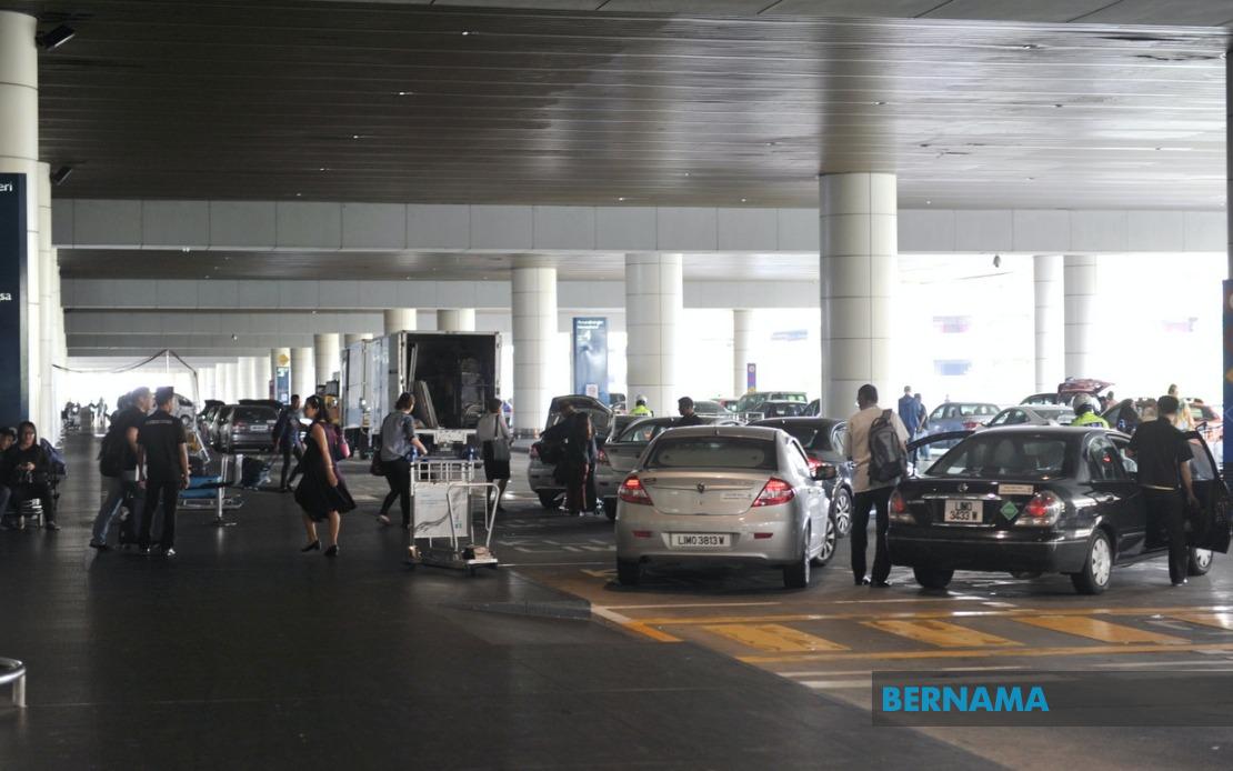 JPJ Ramps Up Airport Enforcement Against Illegal Taxi Touts