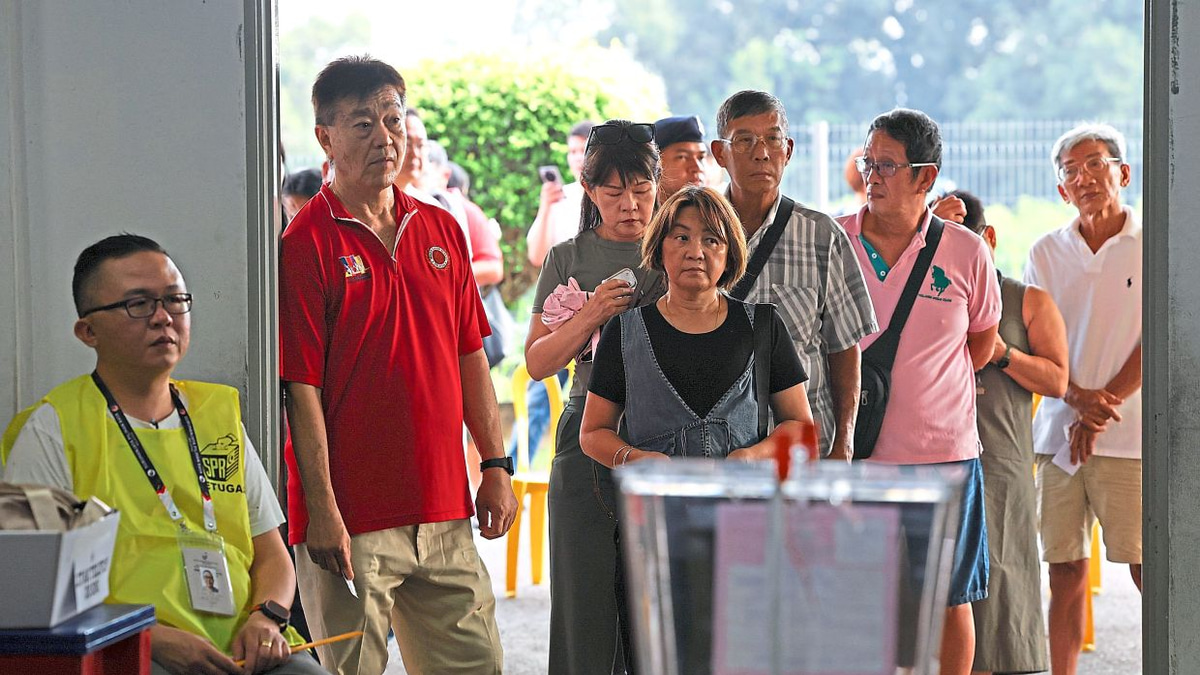 Malaysia's Politics of Convenience: Understanding the Frenemy Era