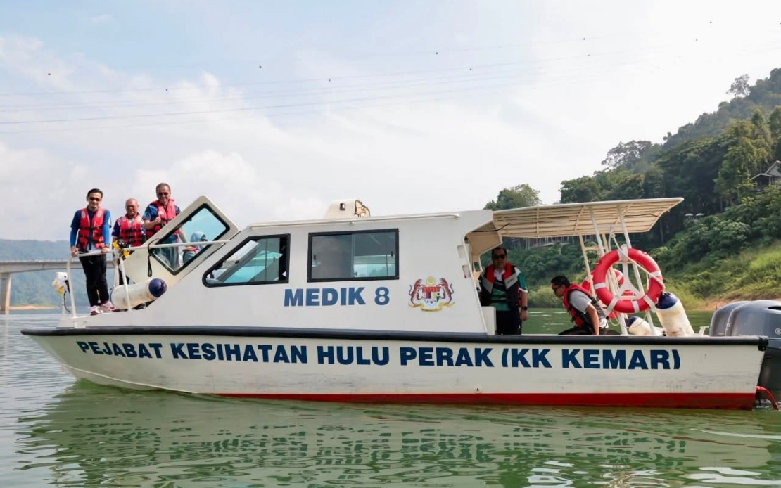 MOH Deploys New Boat Service to Reach Orang Asli Communities in Hulu Perak