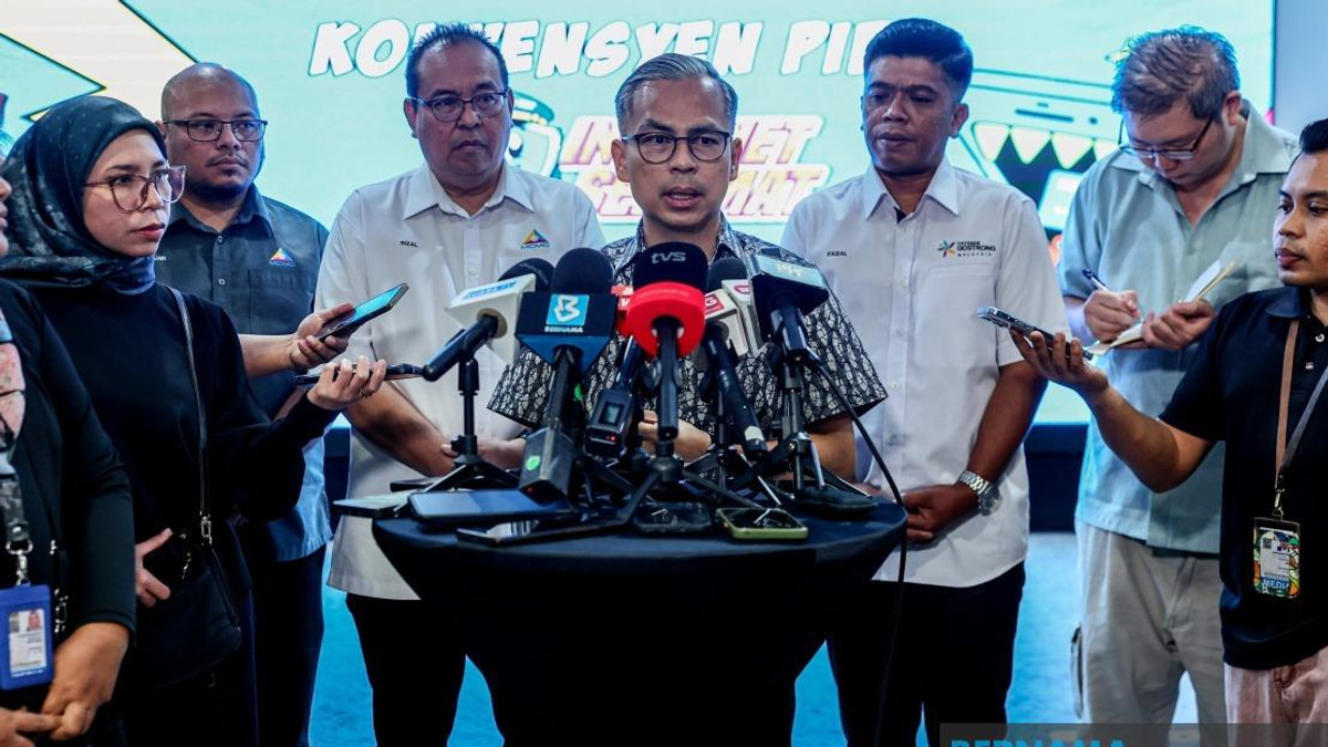 Parents Must Monitor Children's AI Friendships, Says Fahmi