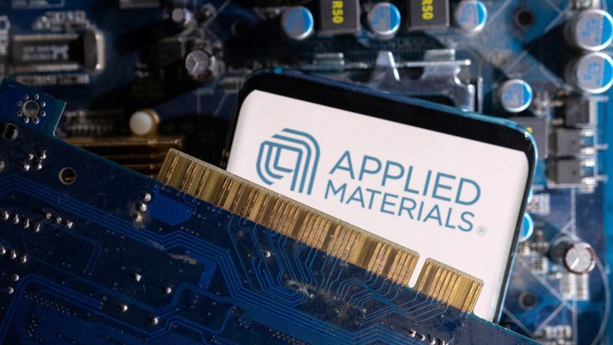 Applied Materials Stock Tumbles Despite Strong Outlook as Investors Demand Faster Expansion