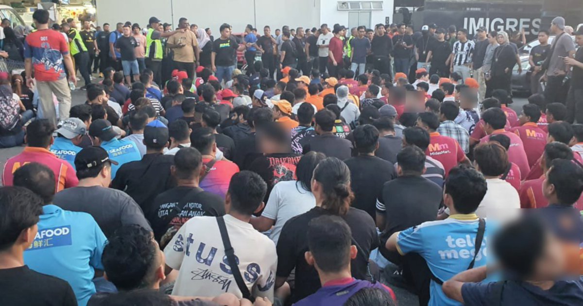 226 Migrants Detained in Major Johor Crackdown as Authorities Uncover Systematic Passport Fraud Network