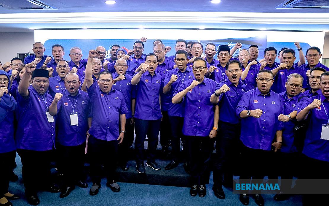 Johor BN Unveils State Election Slate: Adham Baba Returns to Pasir Raja, Onn Hafiz Defends Machap
