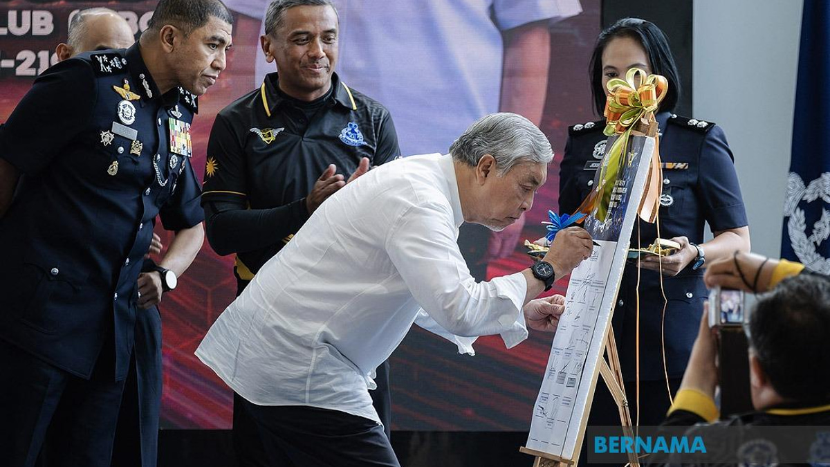 Melaka Election Strategy Demands Tailored Coalition Approach, Says BN Chair Ahmad Zahid