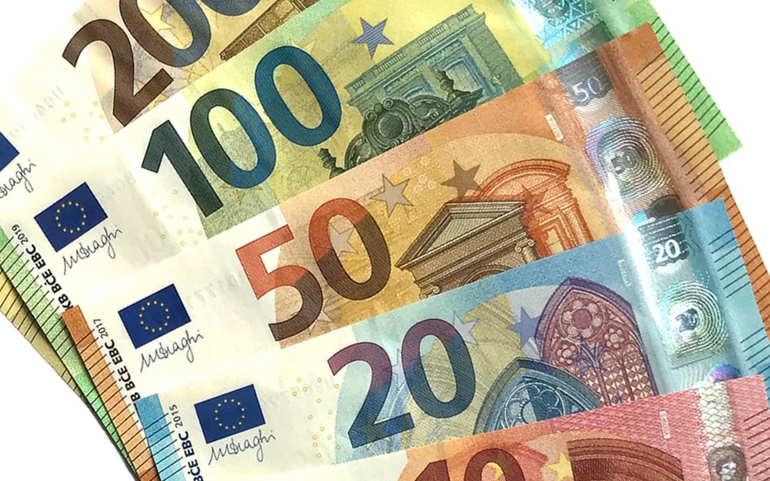Dutch Central Bank Fines ABN AMRO €8.5 Million for Weak Anti-Money Laundering Controls