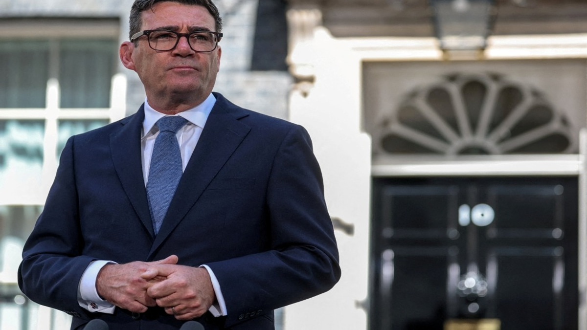 UK Shifts Economic Power North as PM Opens Manchester Base