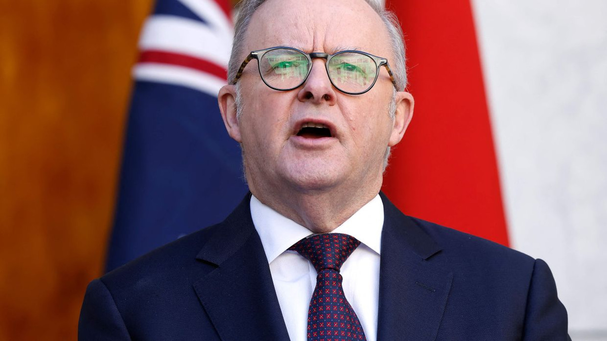 Australian PM Defends Melon Jest as Diplomatic Spat Deepens with Japan