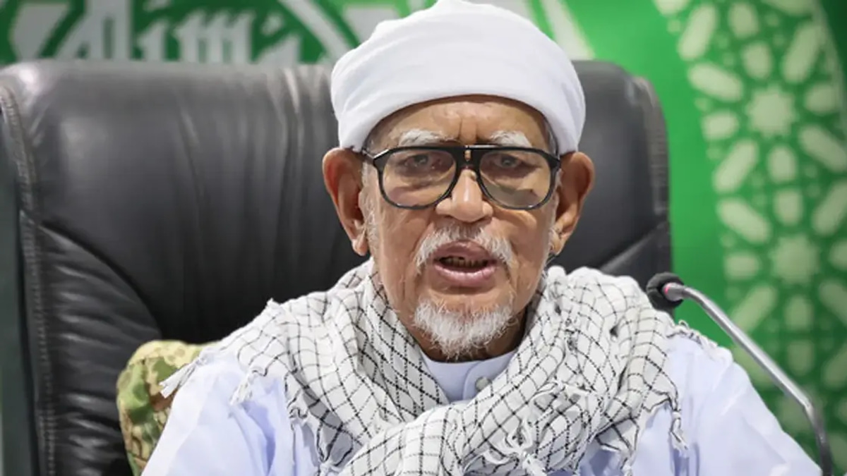 PAS President Hadi Awang Rejects Notion That Party Split With Bersatu Is Electoral Ploy
