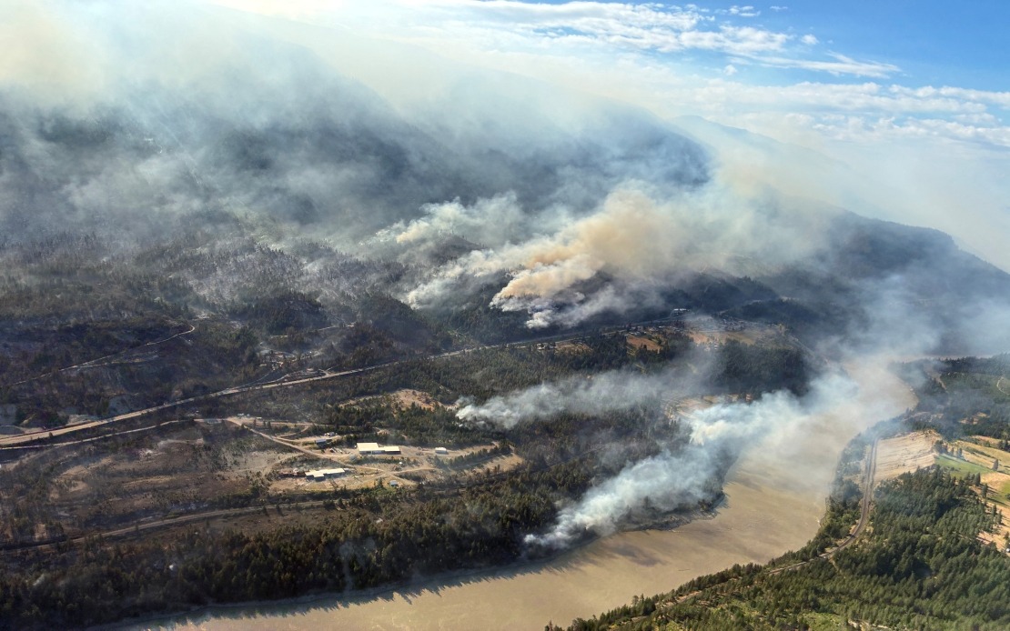 Wildfire Suppression Aircraft Crashes in Canada's Northwest Territories, Three Dead