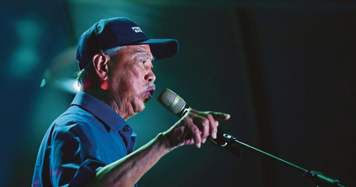 Muhyiddin Shrugs Off Pas Campaign Split Ahead of Johor Election