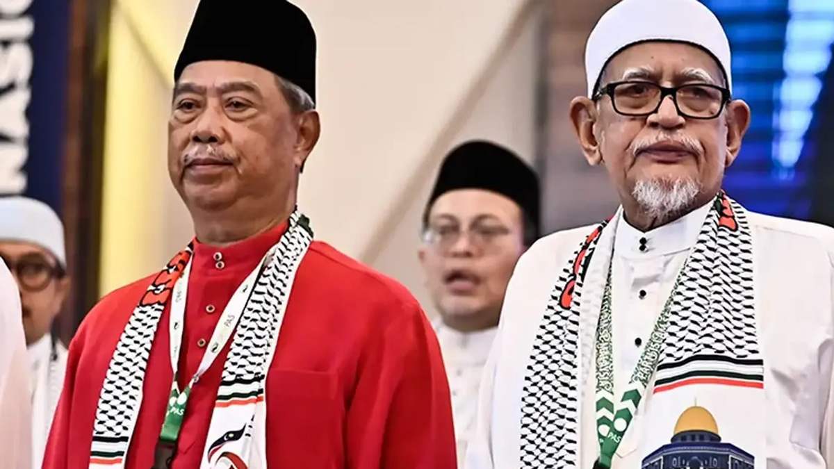 Muhyiddin Accuses PAS of Undermining Perikatan Nasional with Secret BN Negotiations