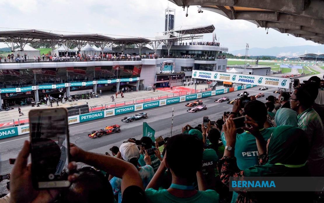 PM Anwar Unveils Affordable F1 Tickets for Malaysians as Bahrain Grand Prix Returns to Sepang in October