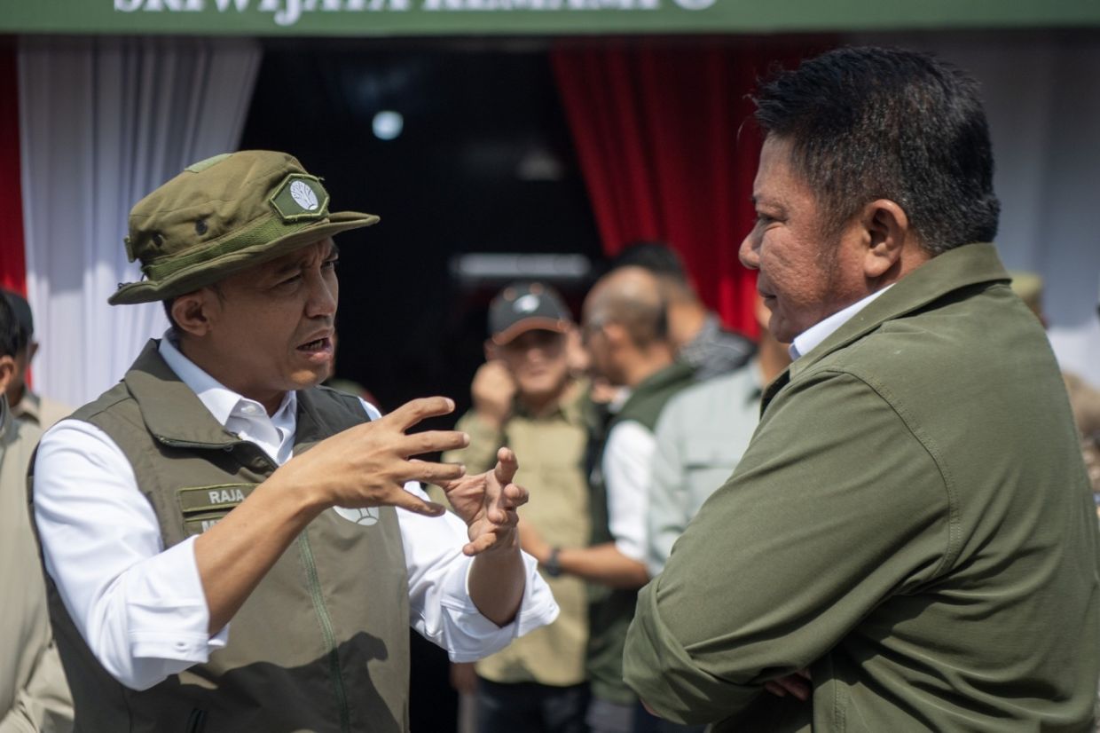 Indonesia's Anti-Graft Agency Reopens Probe into Forestry Minister's Alleged Incomplete Bribe Return
