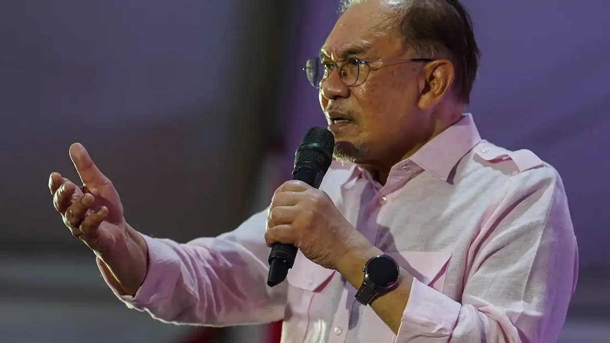 Anwar Clarifies Development Funding as Public Investment, Not Political Capital