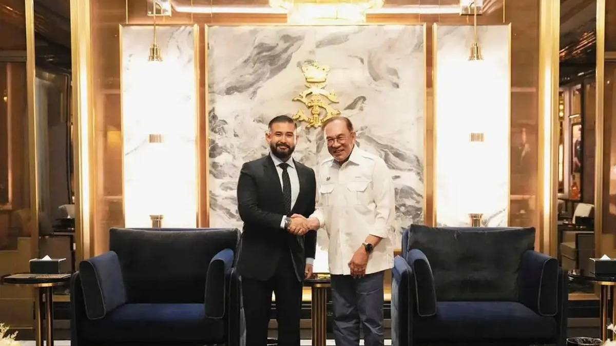 PM Anwar and Johor Regent Affirm Commitment to State-Federal Cooperation