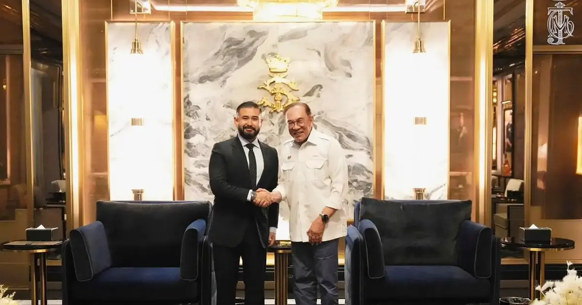 PM Anwar and Johor Regent Affirm Commitment to State-Federal Cooperation