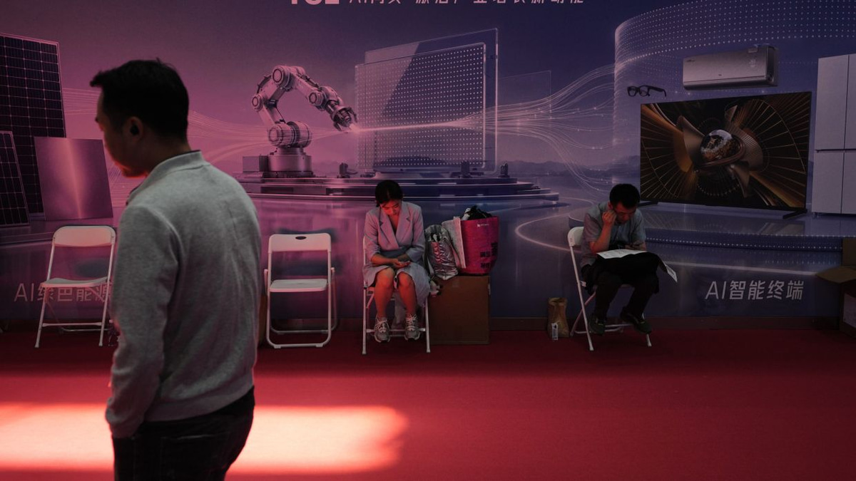 China's Workers Navigate Uncertain Future as AI Reshapes Job Market