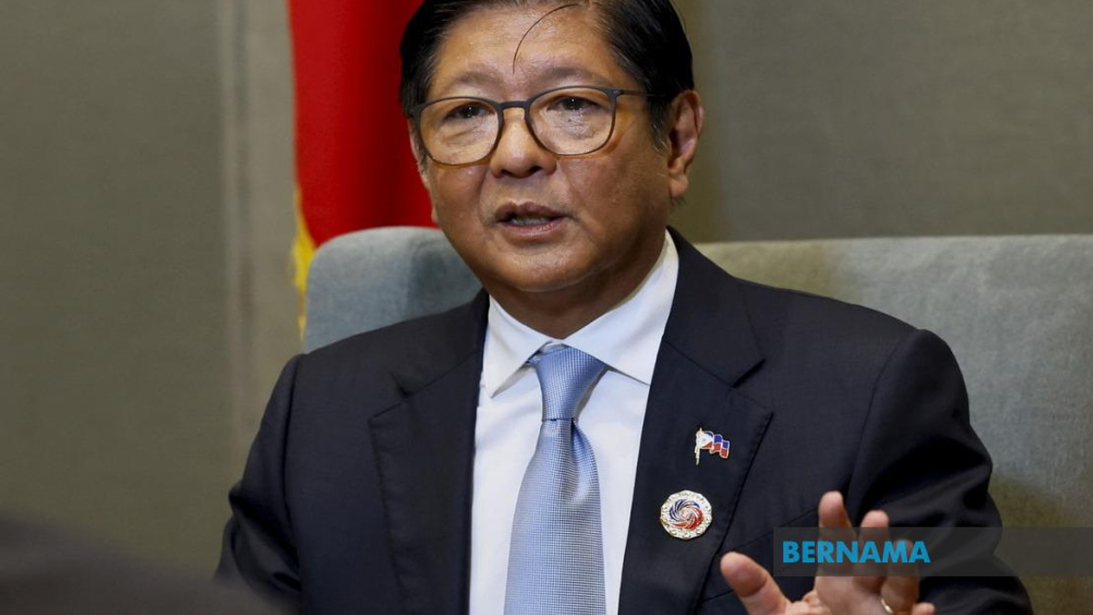 Marcos Hails ASEAN as Philippines' 'Safe Harbour' Amid Global Turbulence