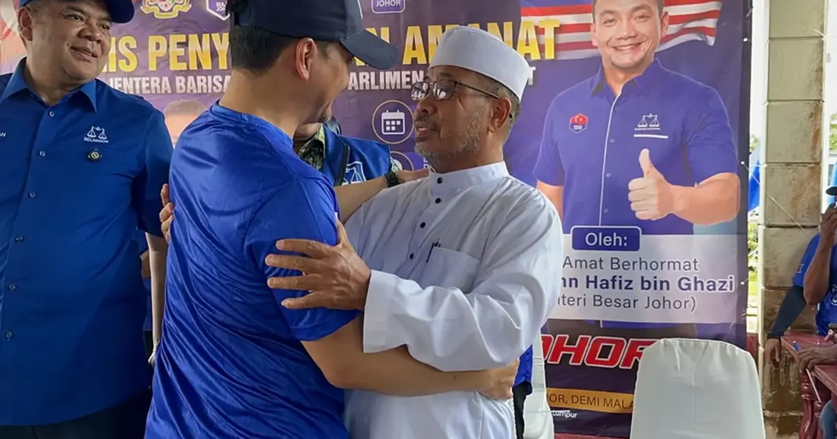 Onn Hafiz 'Touched' as PAS Leaders Attend BN Function in Batu Pahat