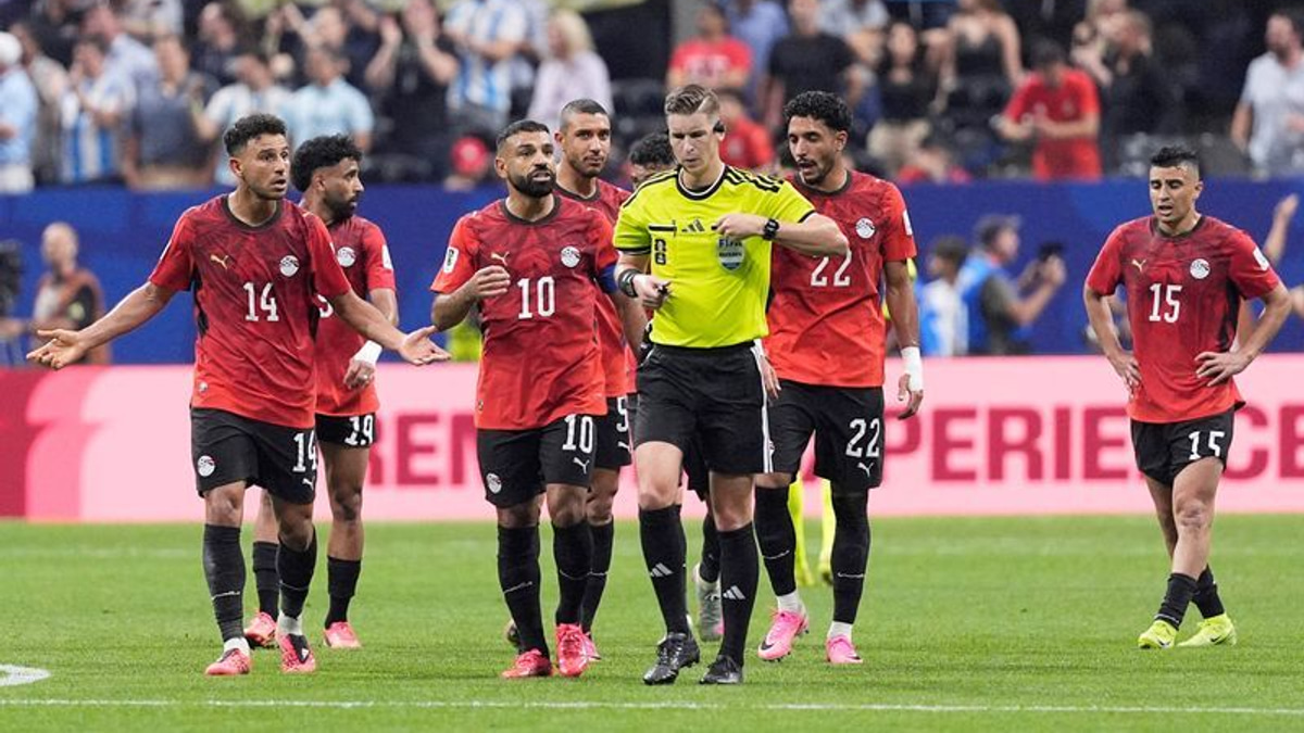FIFA's Collina Stands Firm on Argentina-Egypt Refereeing Despite Allegations