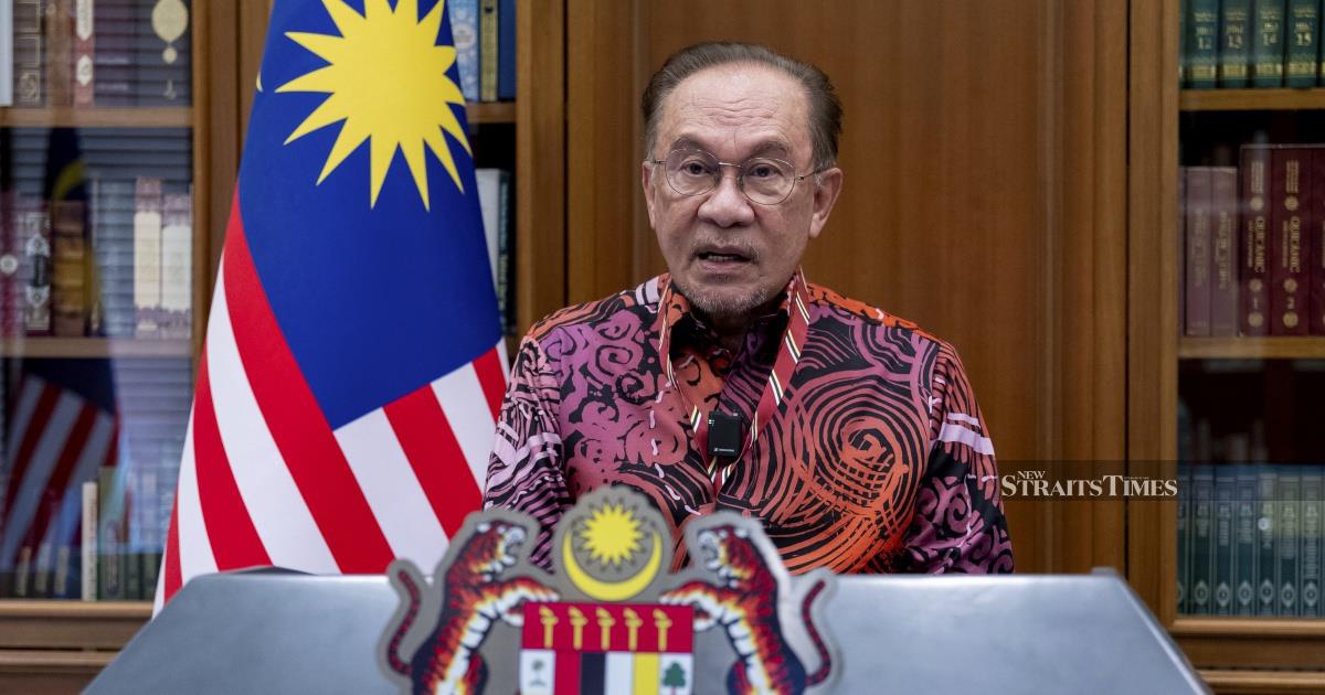 Anwar Offers Congratulations to China on Communist Party's 105th Anniversary