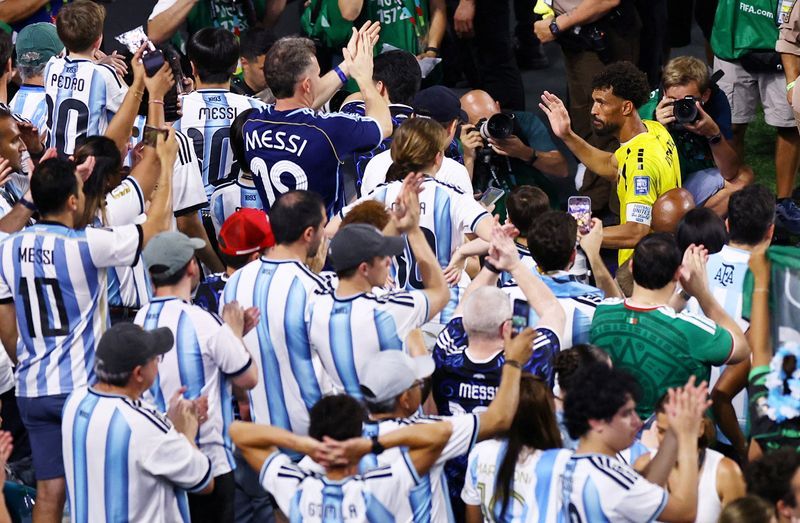 Argentina's narrow escape over Cape Verde exposes defensive frailties heading into knockout phase