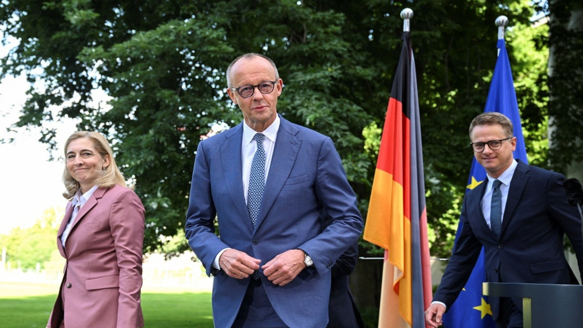 Merz Overhauls German Cabinet and CDU Leadership Amid Surrogacy Scandal
