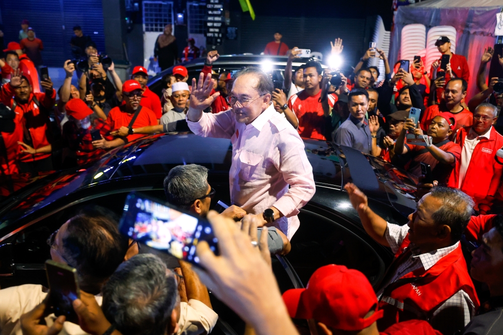 Anwar Affirms Federal Unity Government Stability Amid Economic Resilience Claims