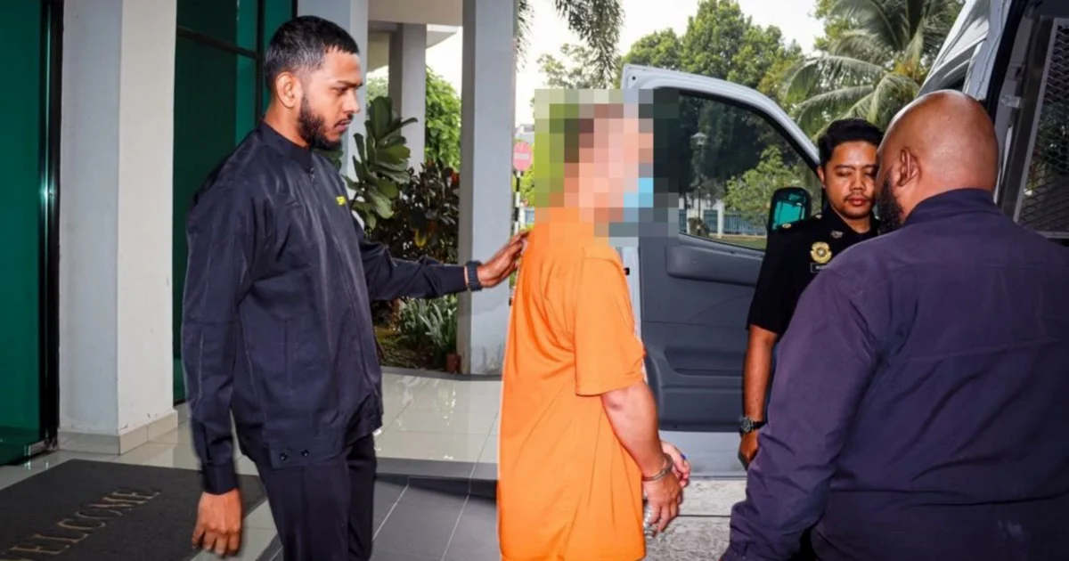 Former Civil Servant Held in RM300,000 False Claims Investigation