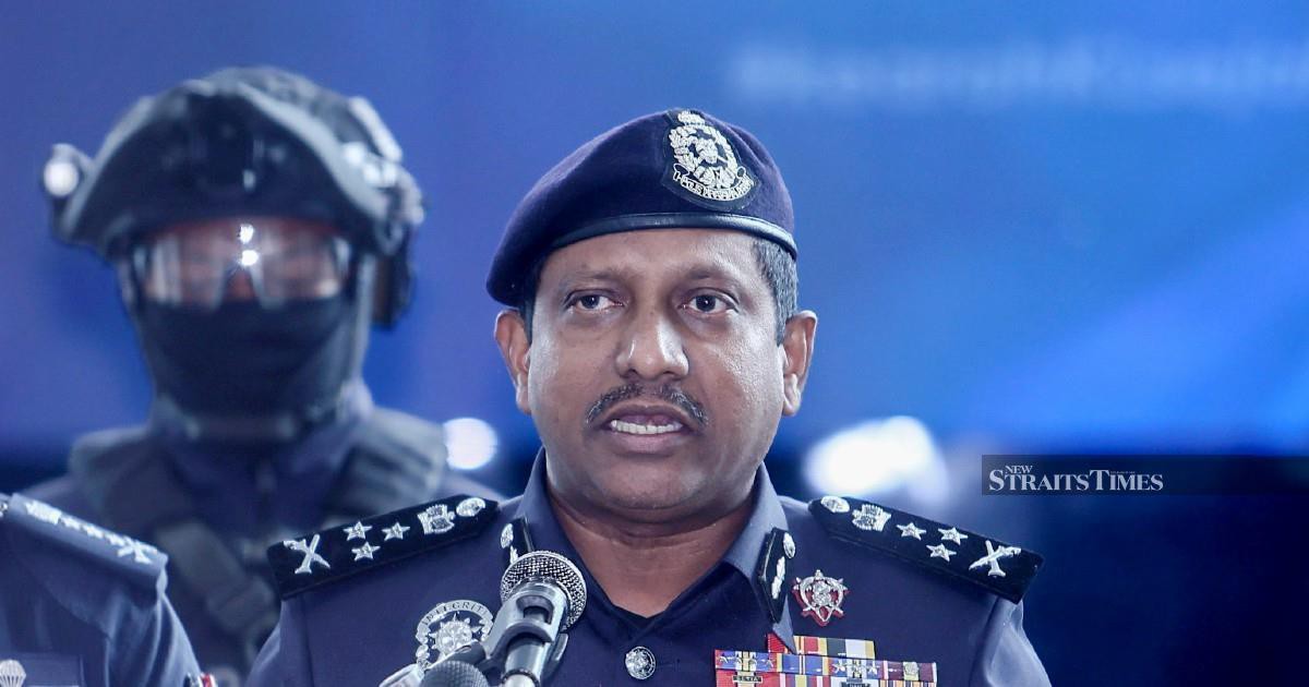 Malaysia Airlines Pilot Arrested in Indonesia for Alleged Ecstasy Smuggling Had Clean Record