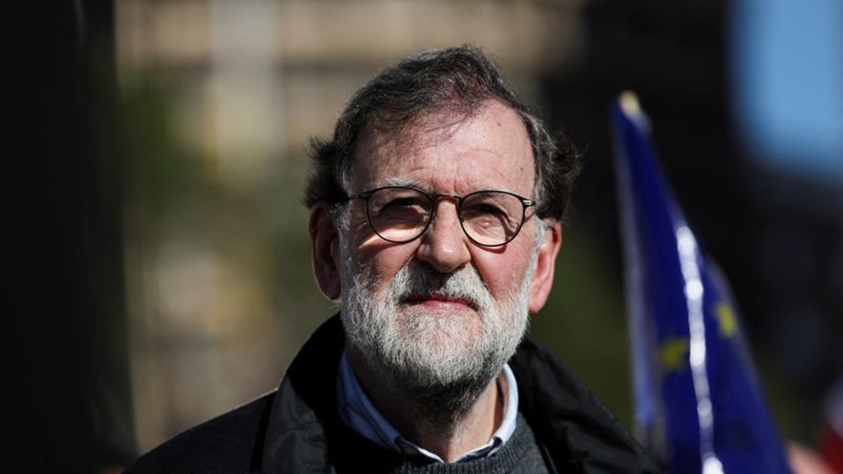 Spain Apologises for Ex-PM's Controversial Column on France Team's 'Frenchness'