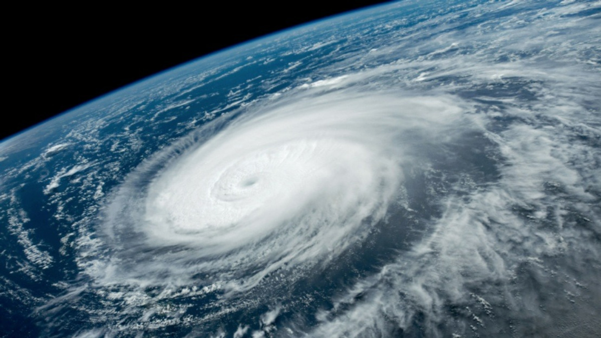 China Escalates Typhoon Dolphin Response as Eastern Coastal Regions Prepare for Severe Weather