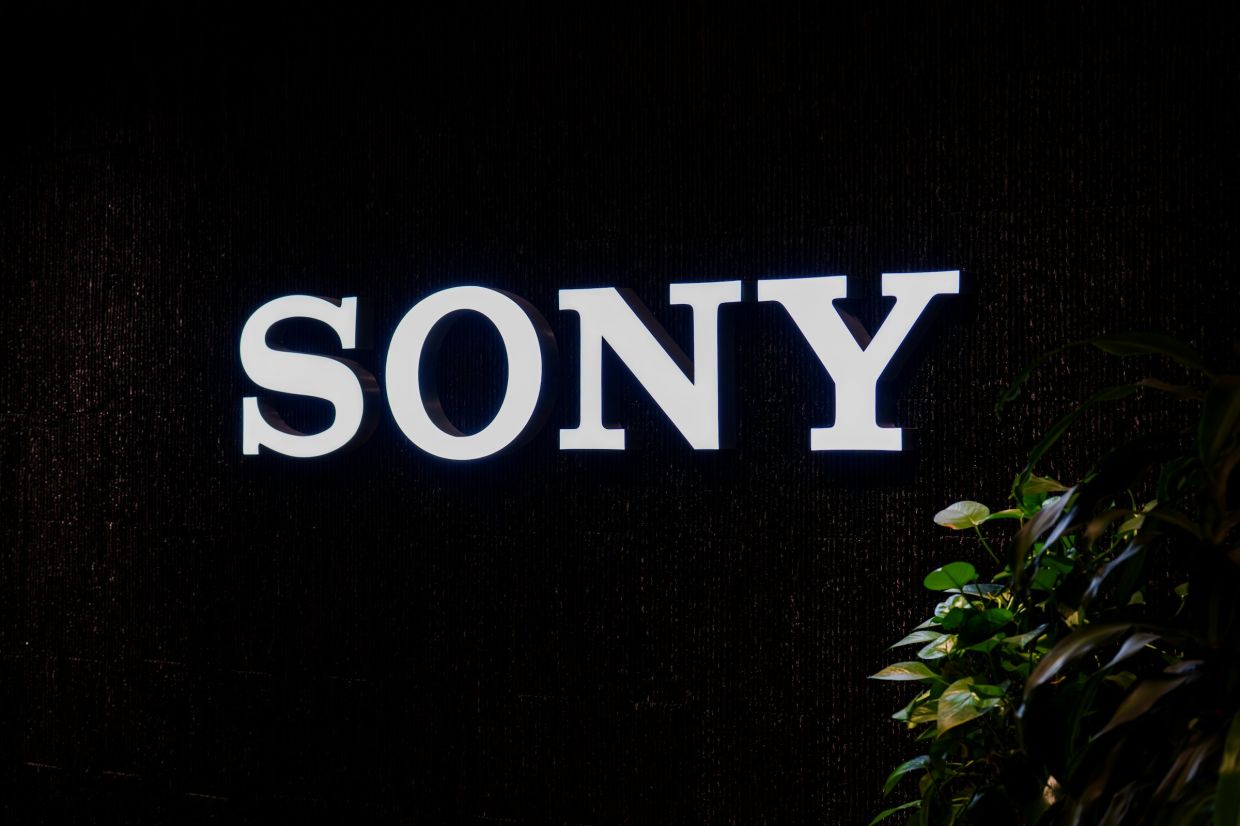 Sony's Shift to Digital-Only Games Sparks Backlash from Gamers Worldwide