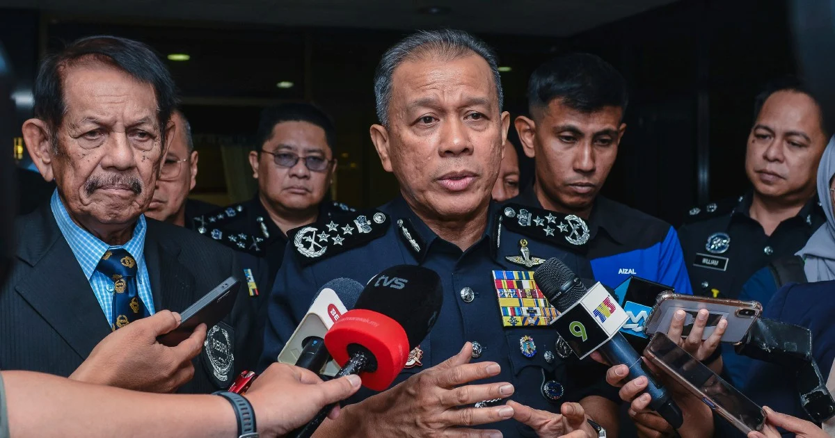 Police Opens Inquiry into Officer Behind Controversial China Video