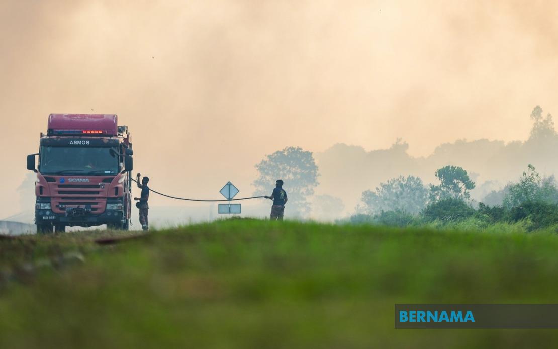 Firefighters Gain Ground in Major Johor Peatland Blaze, Over Half Contained