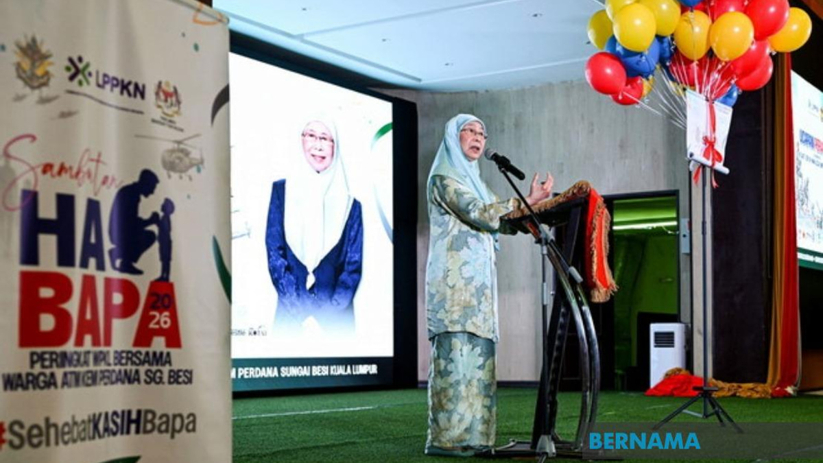 Military Fathers Need Continued Support, Says PM's Wife Dr Wan Azizah