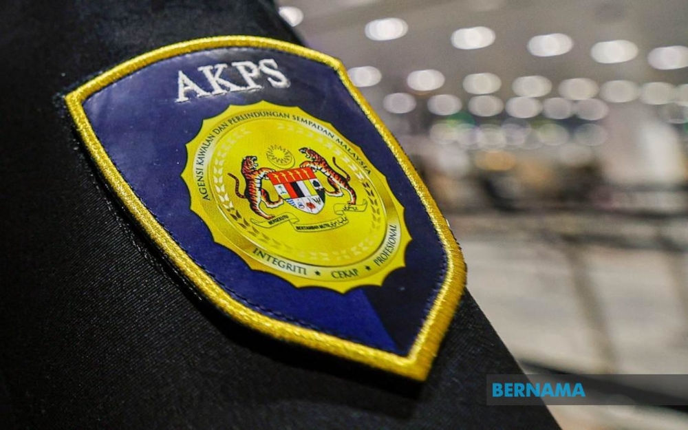 Malaysia's Border Agency Investigates Alleged Bribery Scheme at KLIA 2