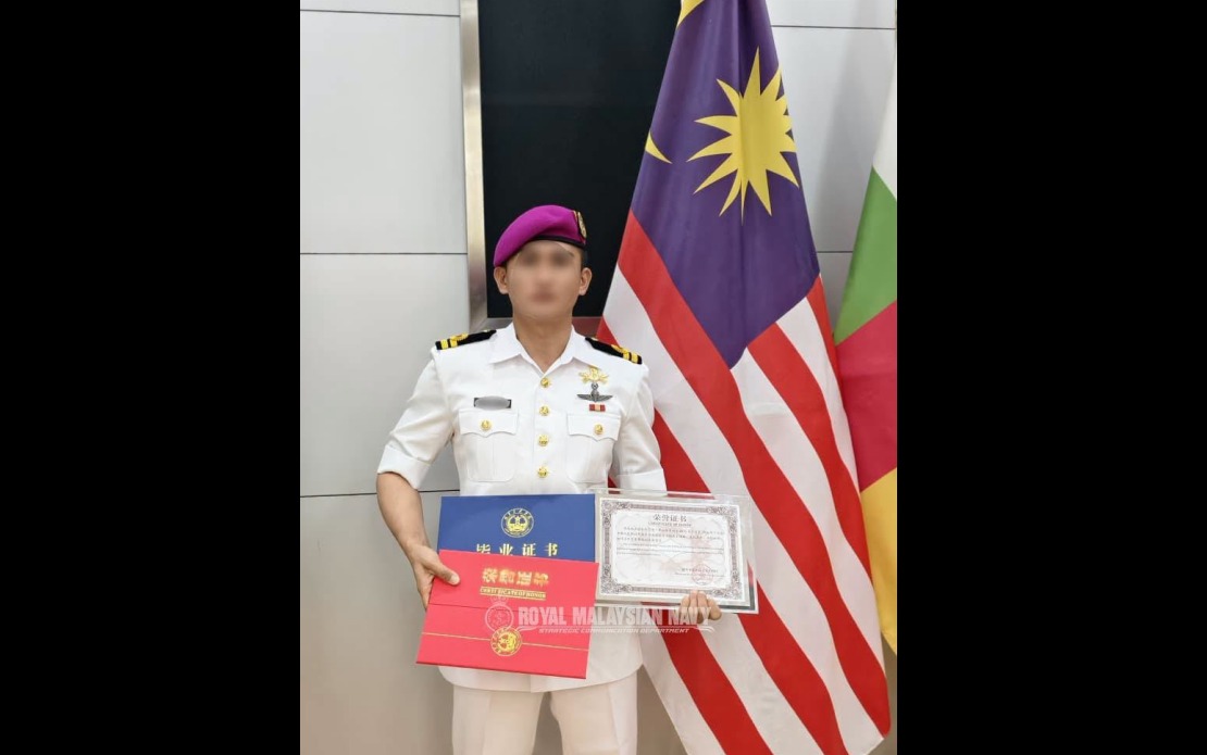 Sultan Sharafuddin Praises PASKAL Officer's Excellence at Chinese Military Academy