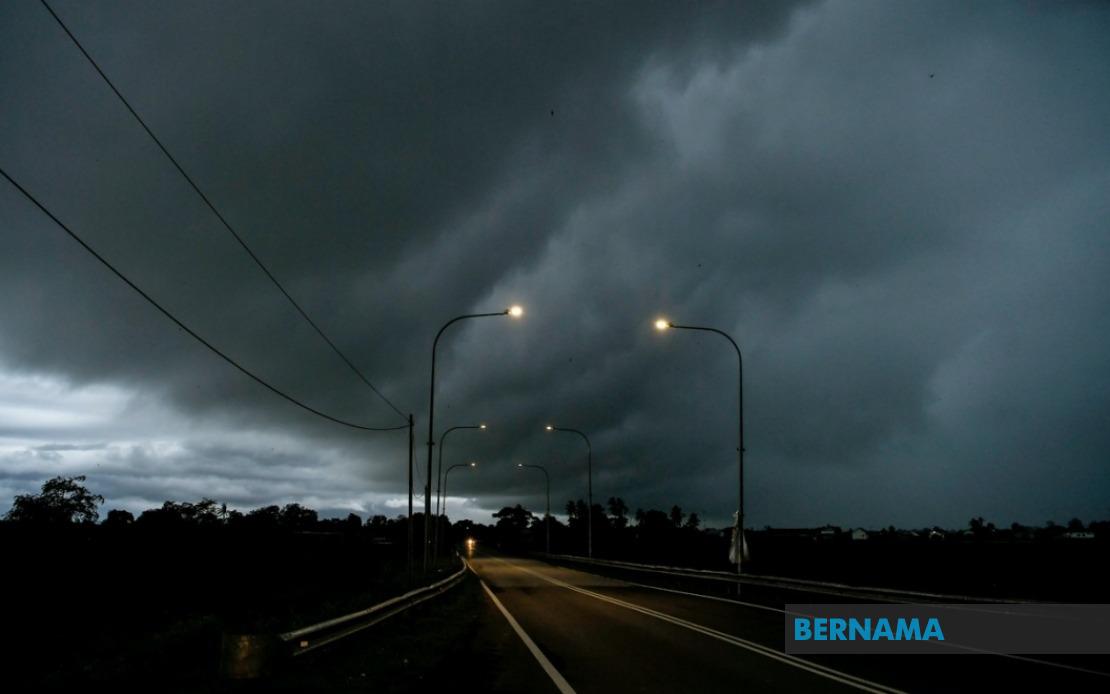 Thunderstorm Alert Issued Across Nine States and Labuan Until Evening