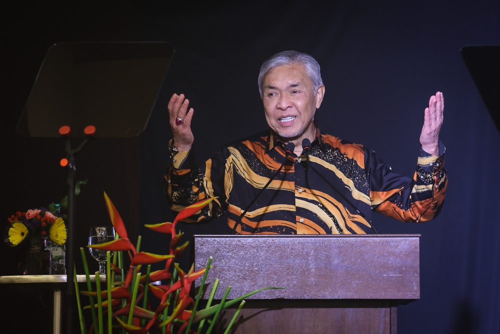 Zahid Confident of National Momentum as BN Consolidates State Victories