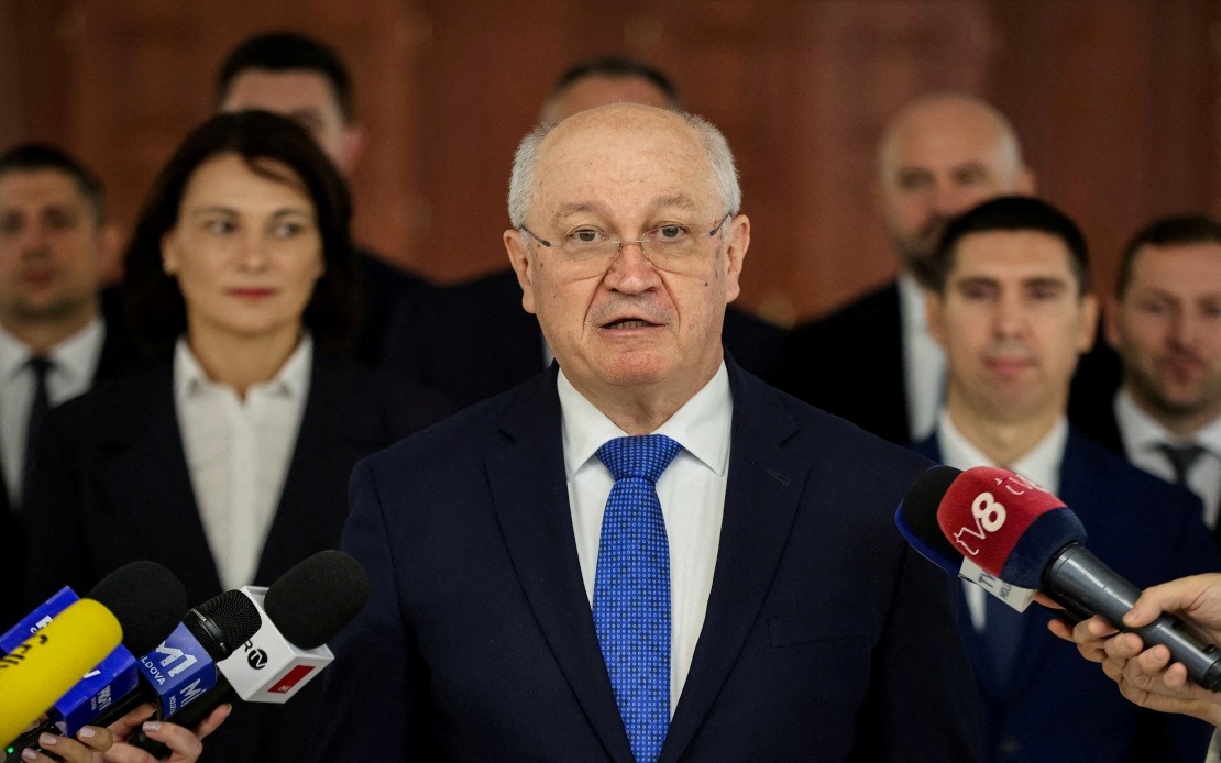Moldova's PM Munteanu Steps Down Over Principle Concerns