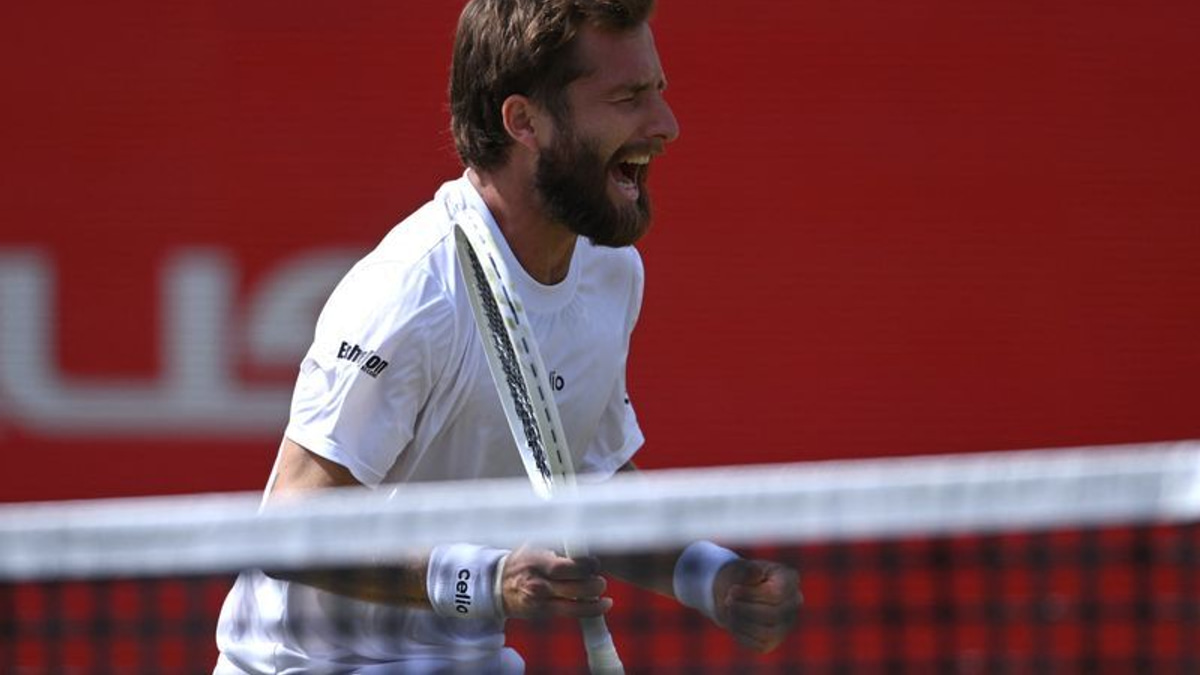 Moutet Fined $40,000 for Profanity During Queen's Club Interview