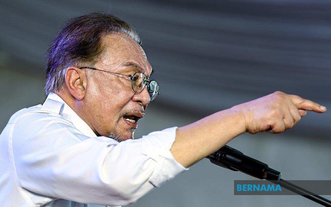 Leadership Must Engage All Communities Fairly, Says Anwar