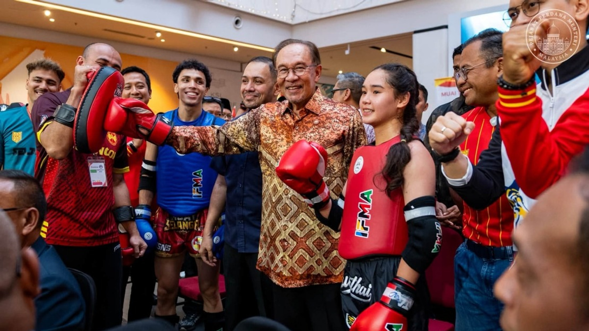 Anwar Backs Young SUKMA Athletes as Future Ambassadors for Malaysia