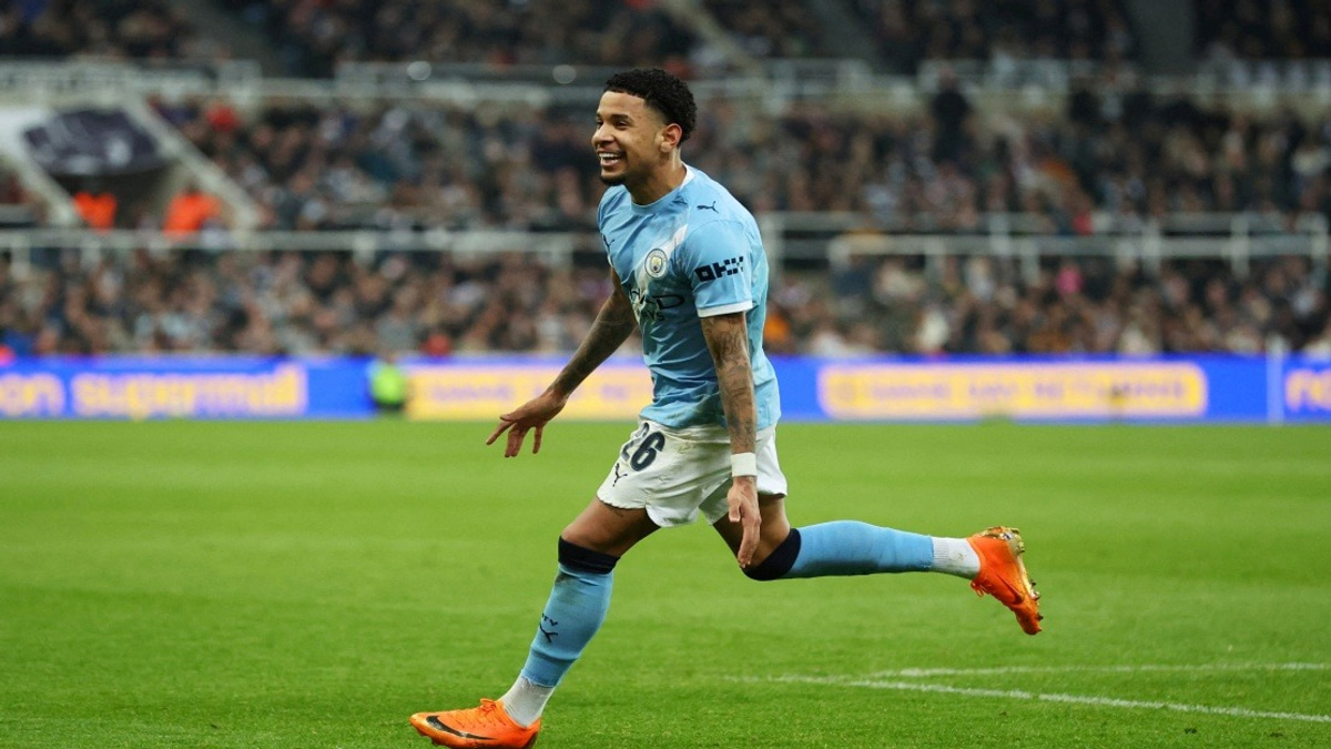 Tottenham Secures Savinho from Manchester City in £75 Million Deal