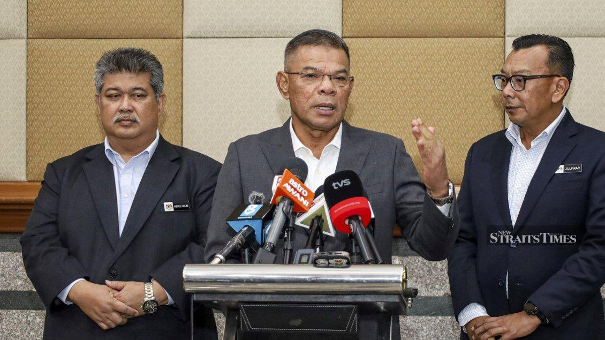 Police Will Not Compromise on Misconduct, Says Saifuddin After 12 Officers Detained Over Extortion