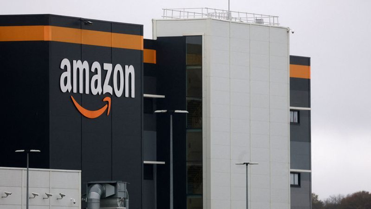 EU Moves to Regulate Amazon and Microsoft Cloud Services as Digital Gatekeepers