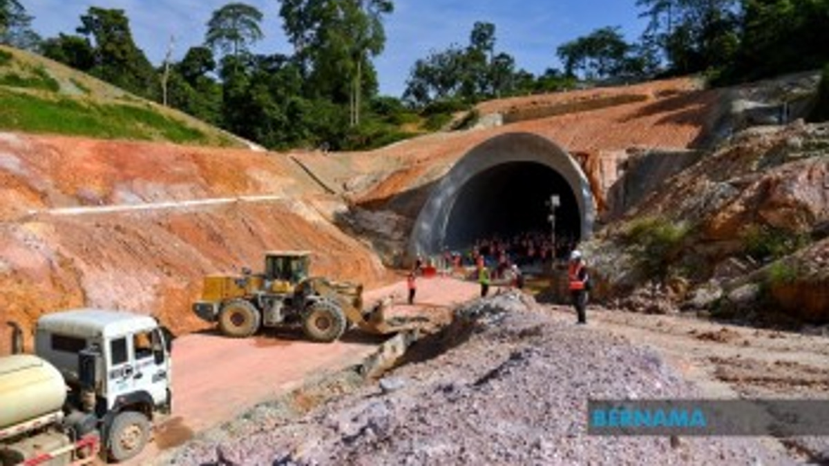 Government Approves RM207.2 Million in Projects for Pasir Puteh, Prioritising ECRL Industrial Hub Development