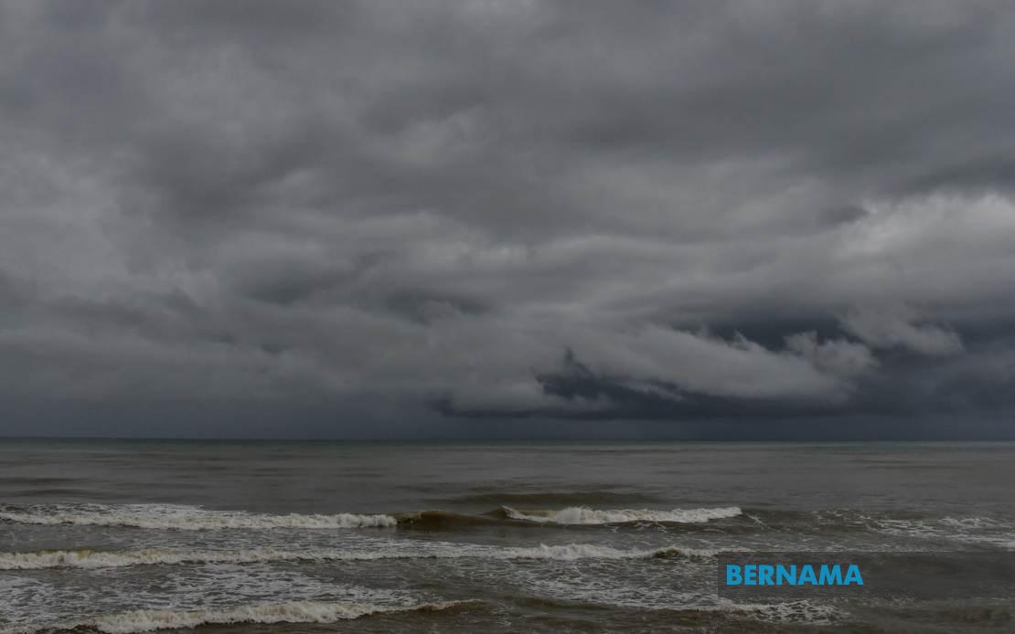 MetMalaysia Issues Severe Weather Alert for Multiple States Through Tonight