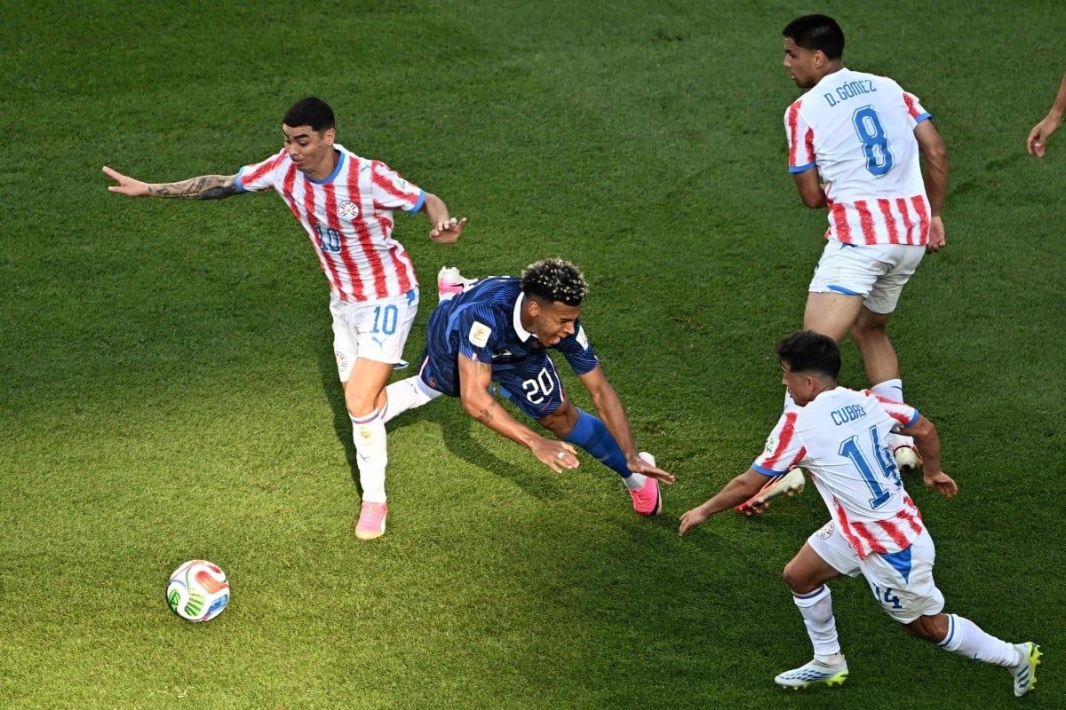 Chinese Football Fans Criticise Paraguay's Aggressive Tactics in World Cup Loss to France